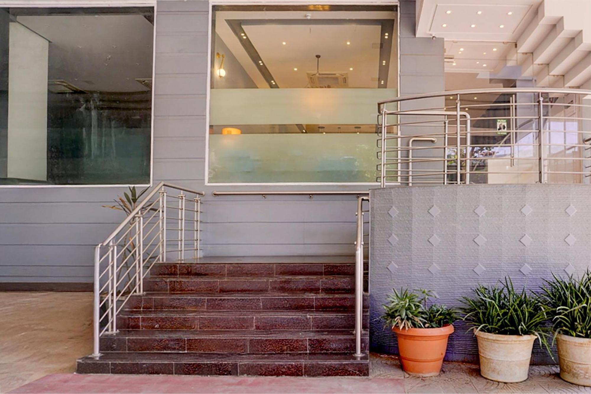 Super Townhouse Bombay Exhibition Centre Goregaon エクステリア 写真
