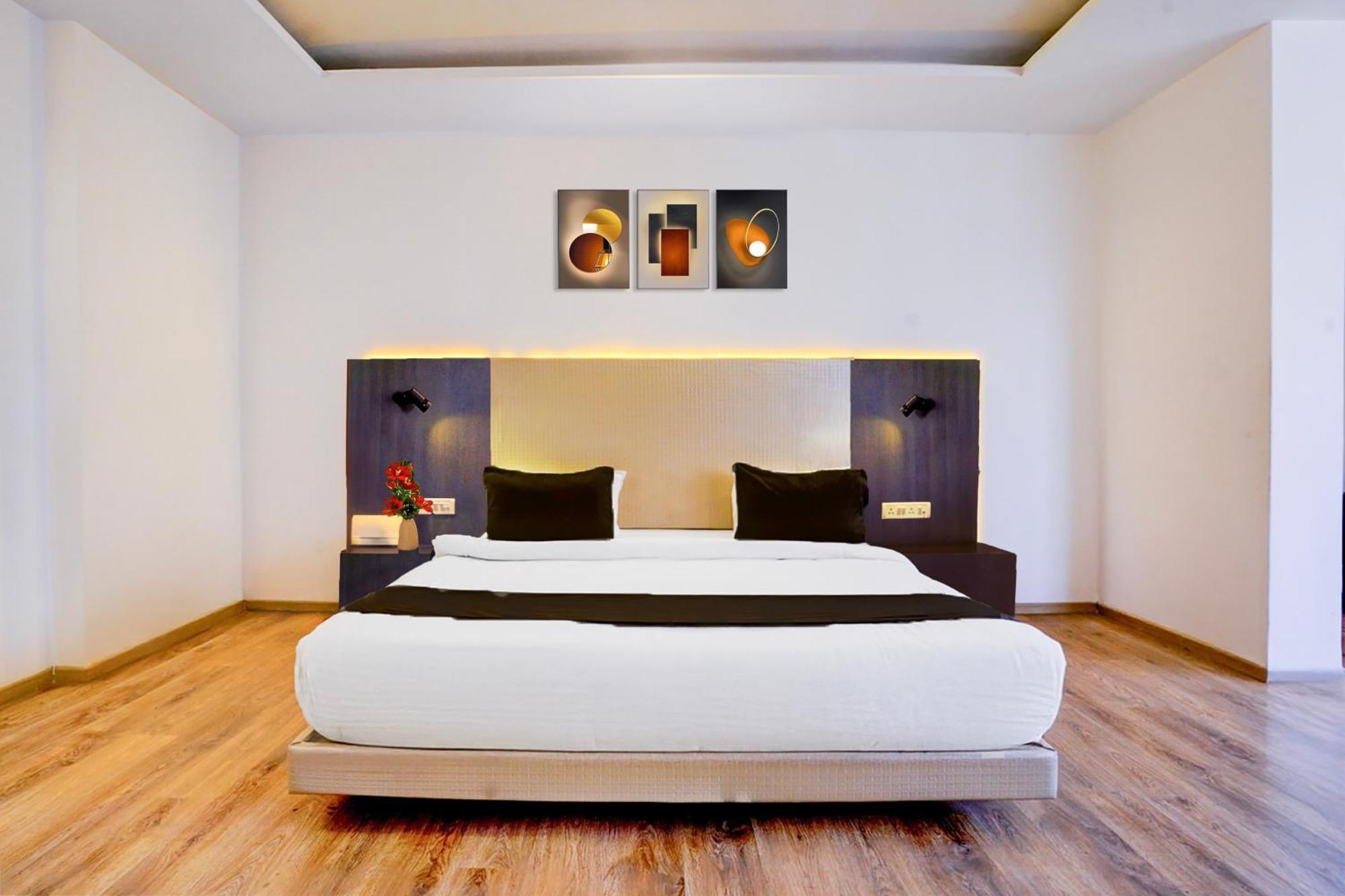 Super Townhouse Bombay Exhibition Centre Goregaon エクステリア 写真
