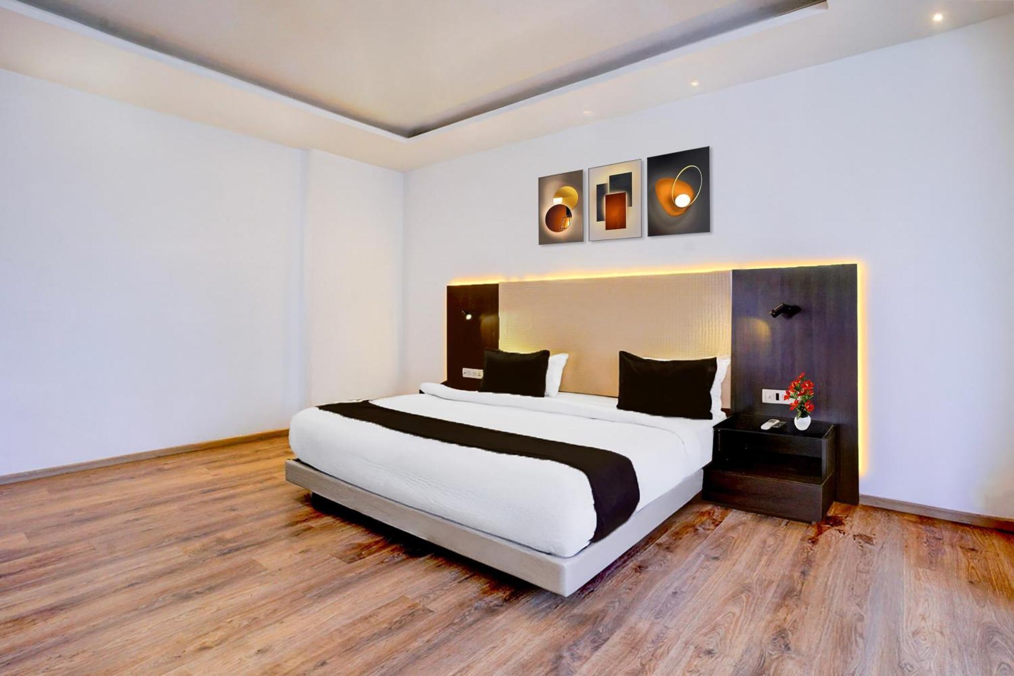 Super Townhouse Bombay Exhibition Centre Goregaon エクステリア 写真