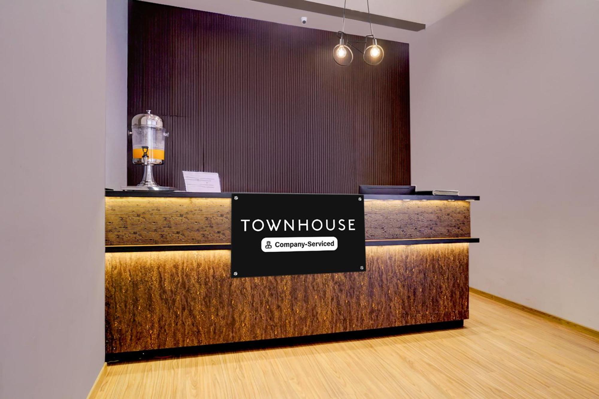 Super Townhouse Bombay Exhibition Centre Goregaon エクステリア 写真
