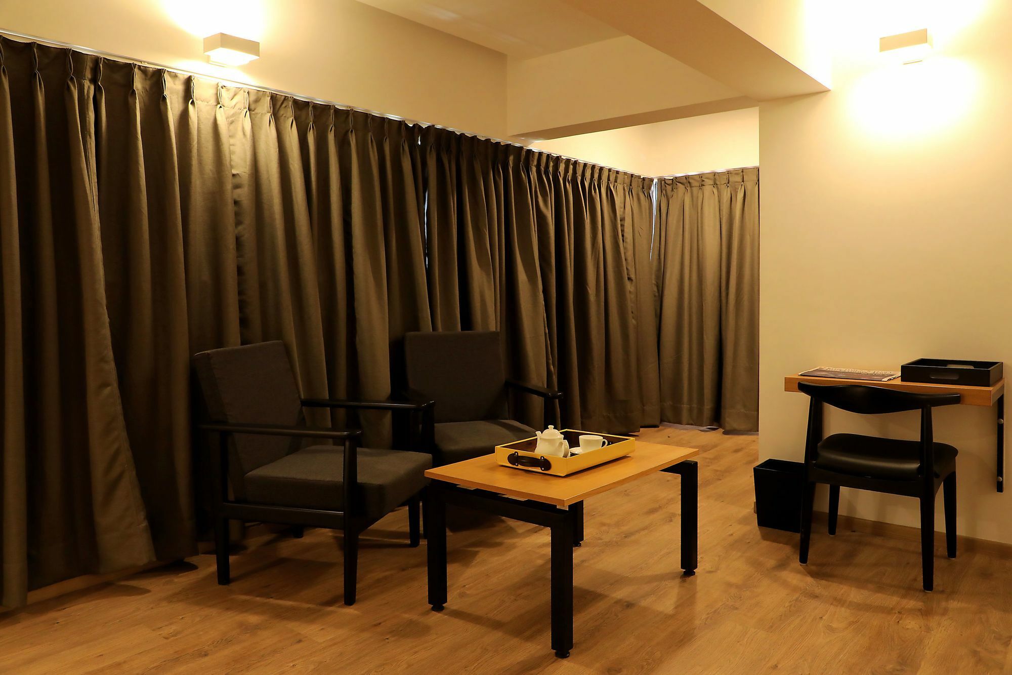 Super Townhouse Bombay Exhibition Centre Goregaon エクステリア 写真